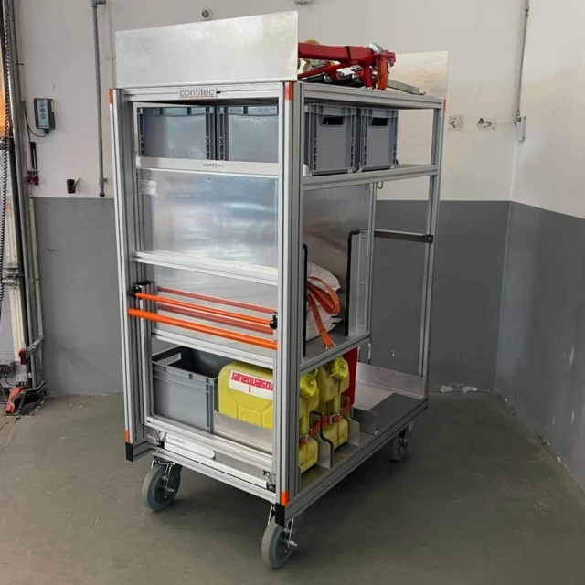 RC-Sicherungsdienst Straße 

#contitec #contiteccontainer #flexibelgenug #feuerwehr #technischeshilfswerk #firefighting #rollcontainer #rollonrolloff #ukfirefighters #ukfirefighter #rollercontainer #fireequipment #firefighter #collapsiblecontainer #消防处 #Brandvæsen #brandweer #fajrobrigado #palokunta #pompiers #brannvesenet #brandkå #rcsicherungsdienststraße