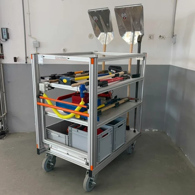 RC-Schanzwerkzeug 

- E-Konzept 

#contitec #contiteccontainer #flexibelgenug #feuerwehr #technischeshilfswerk #firefighting #rollcontainer #rollonrolloff #ukfirefighters #ukfirefighter #rollercontainer #fireequipment #firefighter #collapsiblecontainer #消防处 #Brandvæsen #brandweer #fajrobrigado #palokunta #pompiers #brannvesenet #brandkå #rcschanzwerkzeug #rcsonstiges #rcsturmeinsatz
